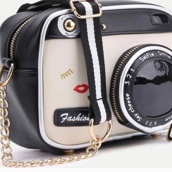 Camera purse 📷⭕️NEED GONE ASAP- moving sale - Picture 2 of 7